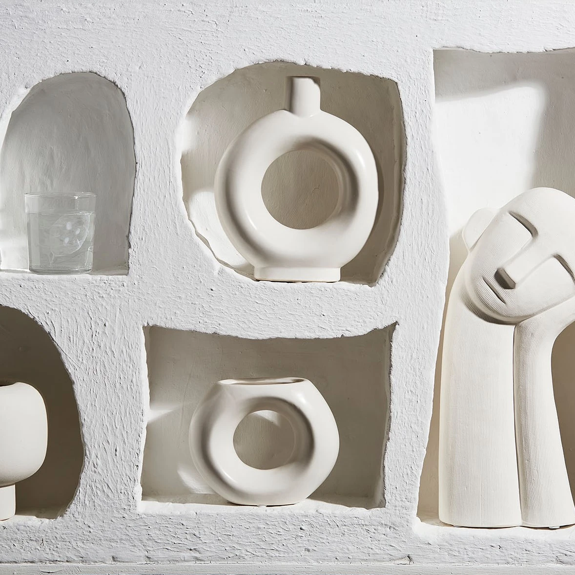 Côté Table Vase Soliflore Oleo Sable 20x6.5xh23cm Gres 5 Côté Table Vase Soliflore Oleo Sable 20x6.5xh23cm Gres – Image 3