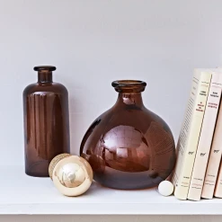 Deco Distrib Vas Dame Jeanne 70cl Ambre En Verre -Kaemingk Magasin 90354 petit vase dame jeanne ambre