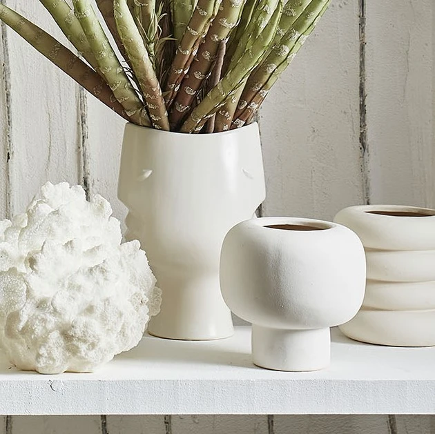 Côté Table Vase Maceio Blanc Casse D19xh19.5cm Gres 5 Côté Table Vase Maceio Blanc Casse D19xh19.5cm Gres – Image 3