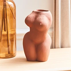 Pt' Cache-pot Lady En Polyresine Terracotta 19x24xh33.5cm 13 Pt' Cache-pot Lady En Polyresine Terracotta 19x24xh33.5cm -Kaemingk Magasin b6882 cache pot corps de femme en terracotta